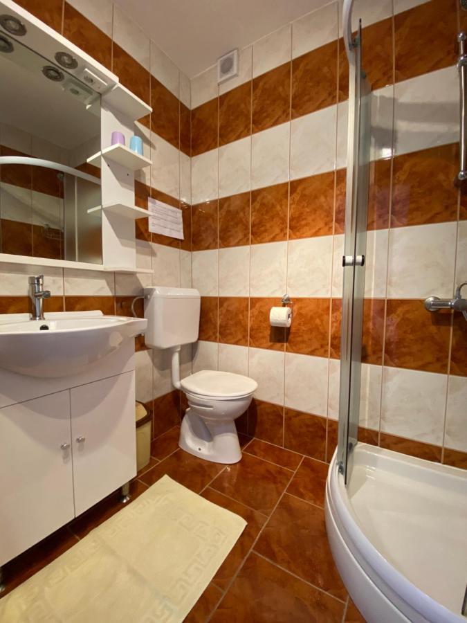 Guest House Dijana Krk Town Exterior photo
