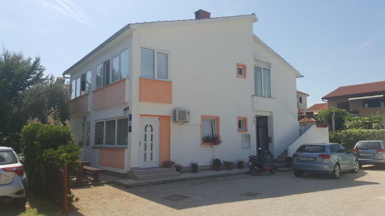 Guest House Dijana Krk Town Exterior photo